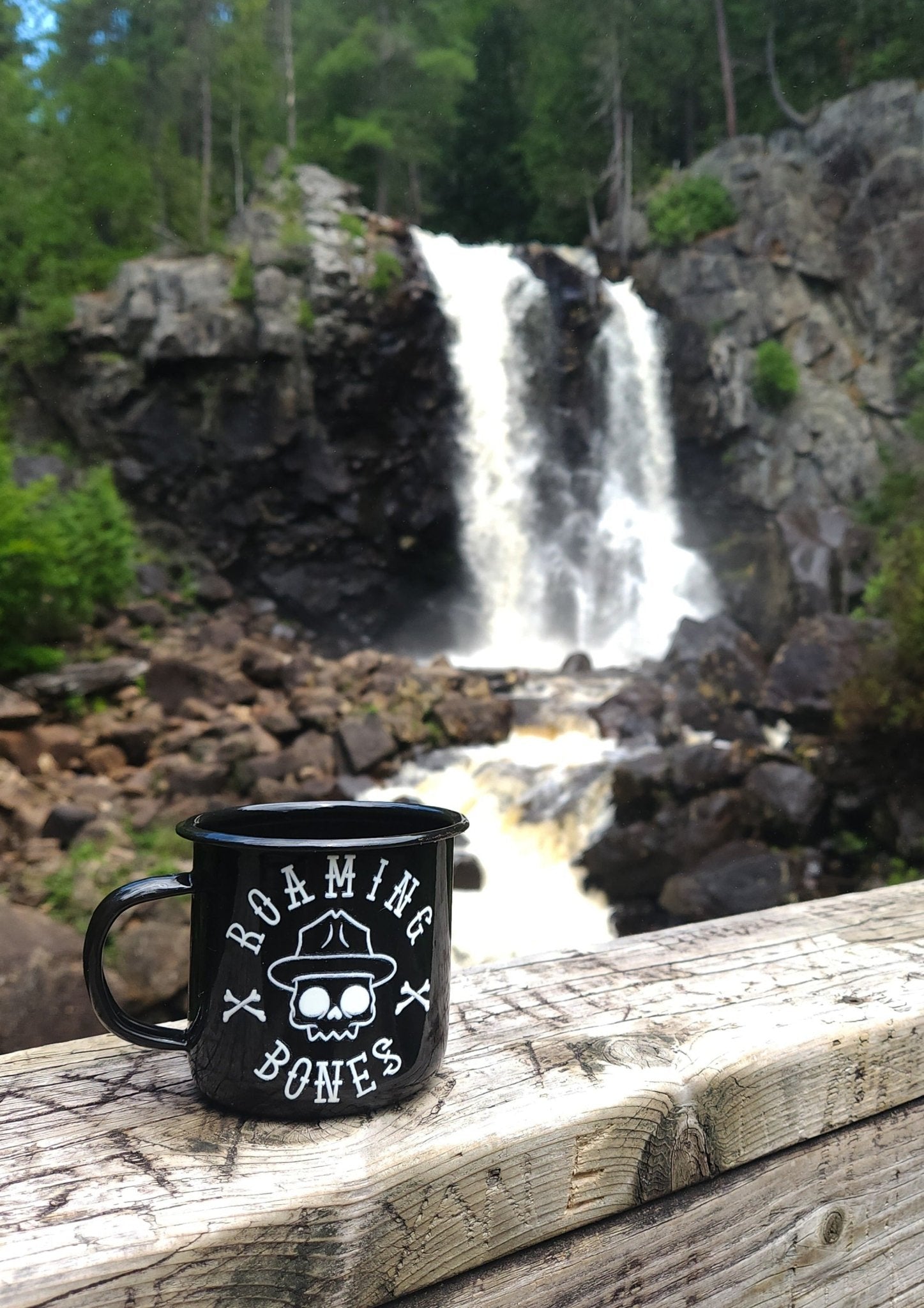 Black Logo Mug - Roaming Bones